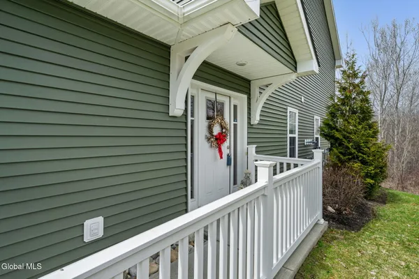 $389,900 | 40 Kasey Pass, Ballston Spa, NY 12020