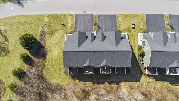 $389,900 | 40 Kasey Pass, Ballston Spa, NY 12020