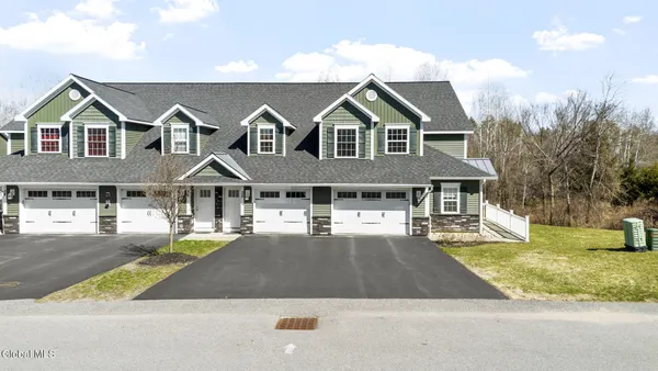 $389,900 | 40 Kasey Pass, Ballston Spa, NY 12020