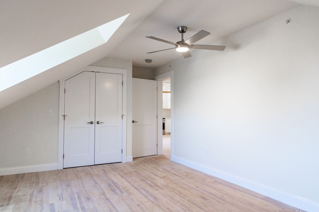 71 Friend Street, Unit 4 Gloucester, MA 01930 - Photo 2 of 13