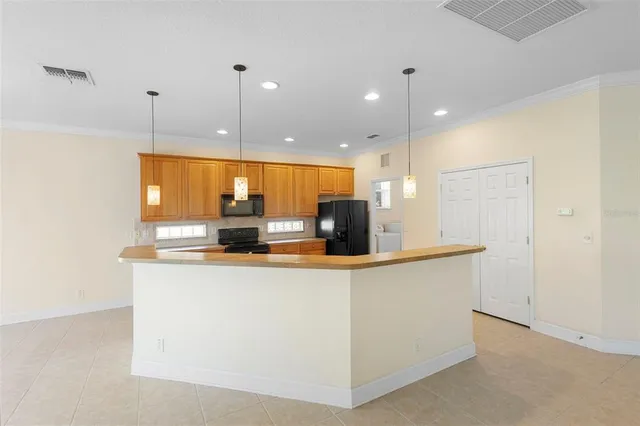 $369,900 | 122 Avenham Drive, Deland, FL 32724