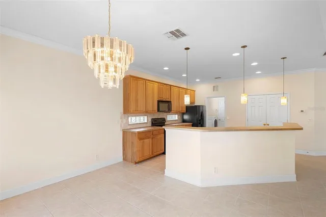 $369,900 | 122 Avenham Drive, Deland, FL 32724