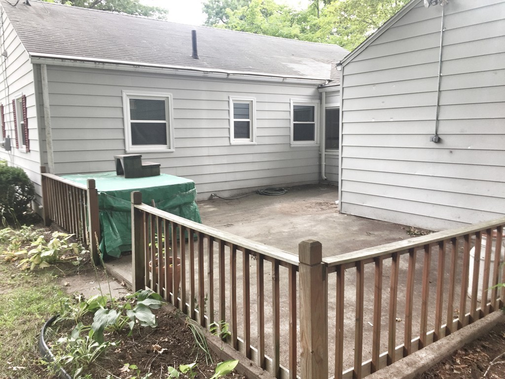 26 Talbot Road Springfield, MA 01119 - Photo 20 of 23