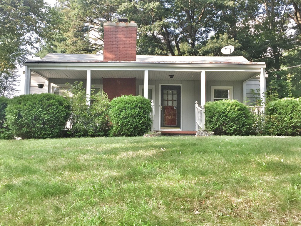 26 Talbot Road Springfield, MA 01119 - Photo 3 of 23