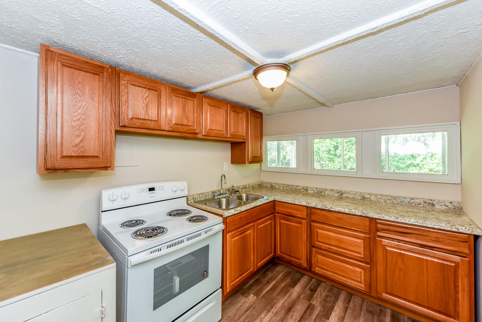 2143 Louisville Road Alcoa, TN 37701 - Photo 13 of 18 Gallery Image 13