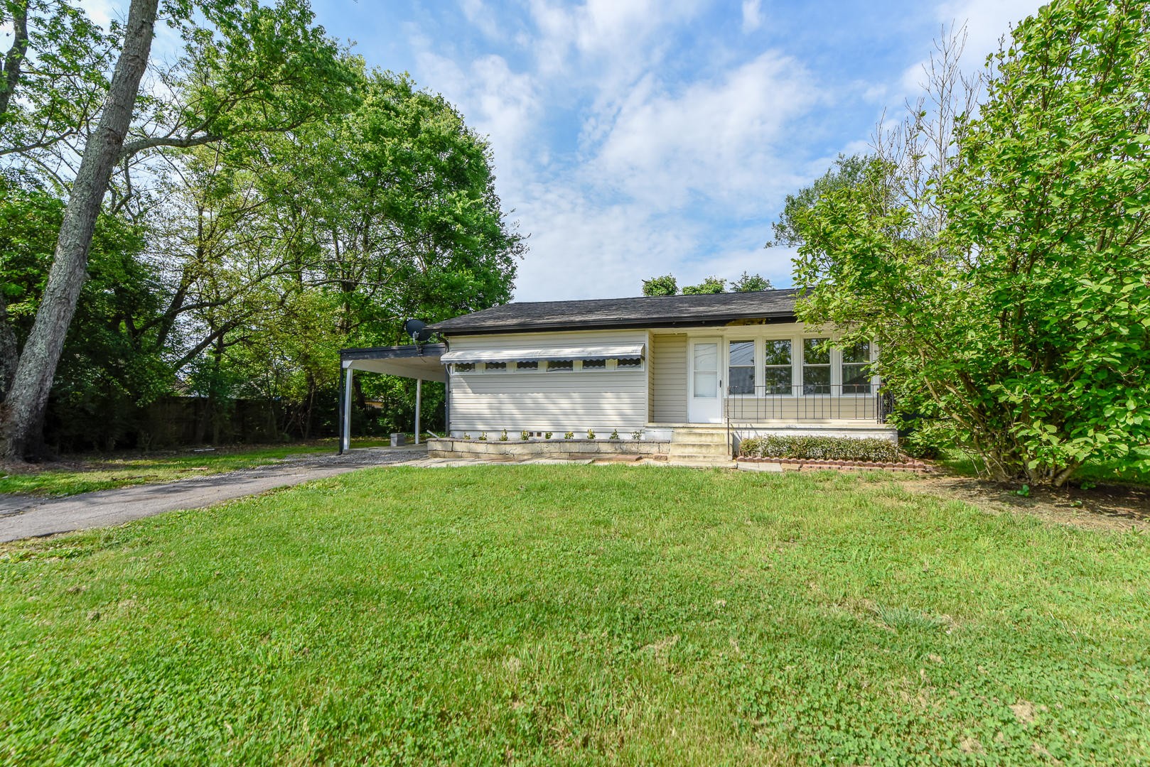 2143 Louisville Road Alcoa, TN 37701 - Photo 6 of 18 Gallery Image 6