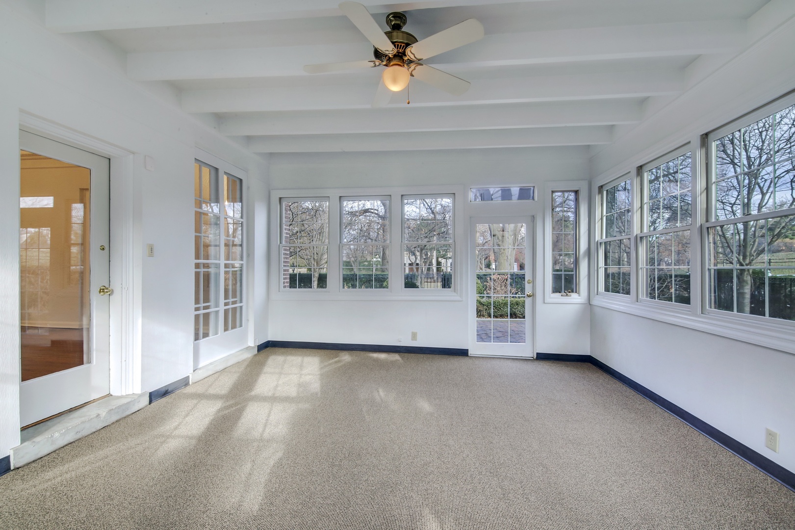 2437 Sheridan Road Evanston, IL 60201 - Photo 12 of 31