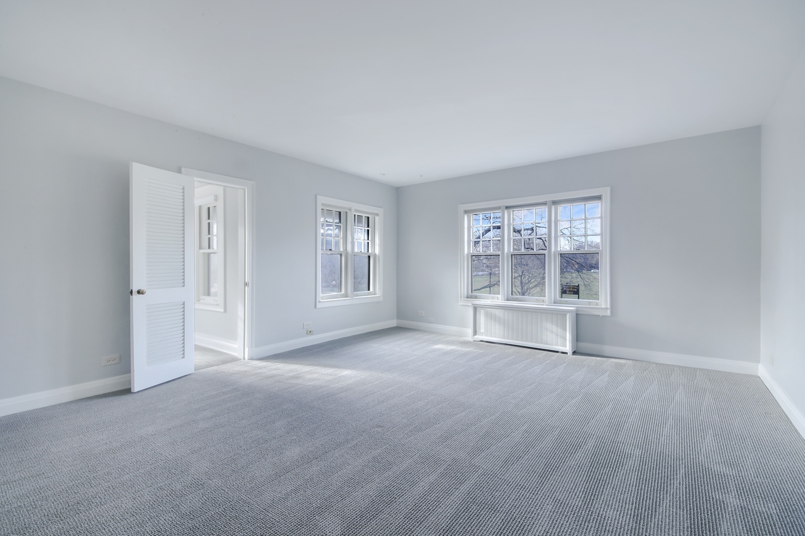 2437 Sheridan Road Evanston, IL 60201 - Photo 13 of 31