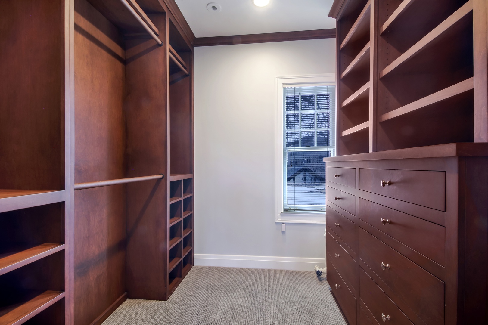 2437 Sheridan Road Evanston, IL 60201 - Photo 16 of 31