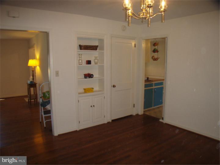 211 Cheltenham Road Newark, DE 19711 - Photo 7 of 20 Dining Room