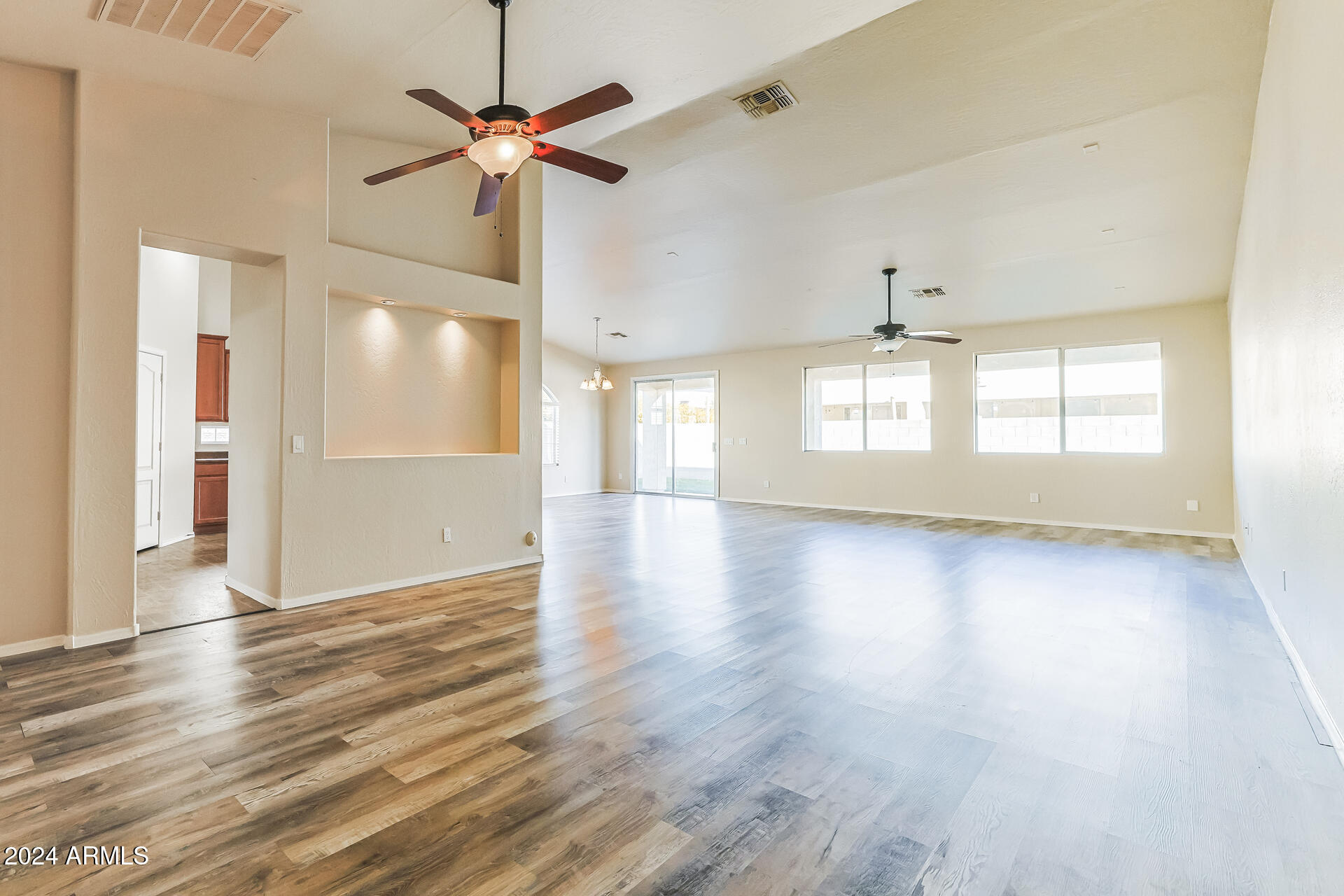 2018 West Carson Road Phoenix, AZ 85041 - Photo 5 of 21 005-photo-living-room-14125105