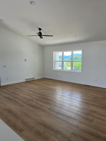 $539,900 | 1351 Annapolis Drive, Holmen, WI 54636