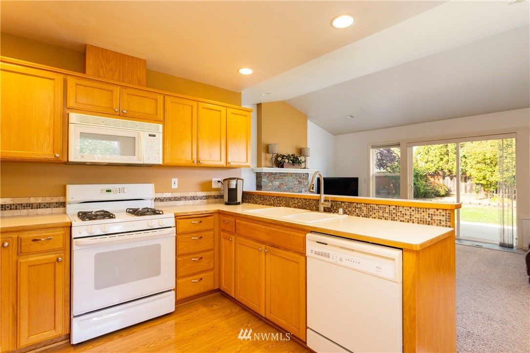 8529 Vinup Road Lynden, WA 98264 - Photo 10 of 31 Gallery Image 10