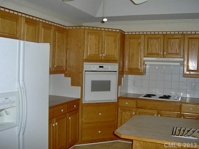 1692 Jim McCarter Road Clover, SC 29710 - Photo 3 of 16 Gallery Image 3