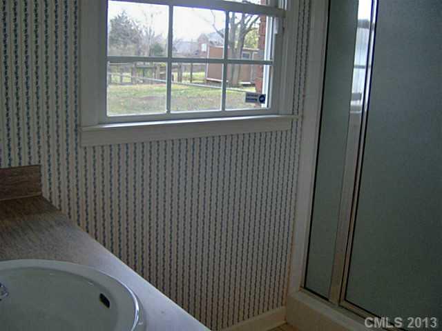 1692 Jim McCarter Road Clover, SC 29710 - Photo 7 of 16 Gallery Image 7