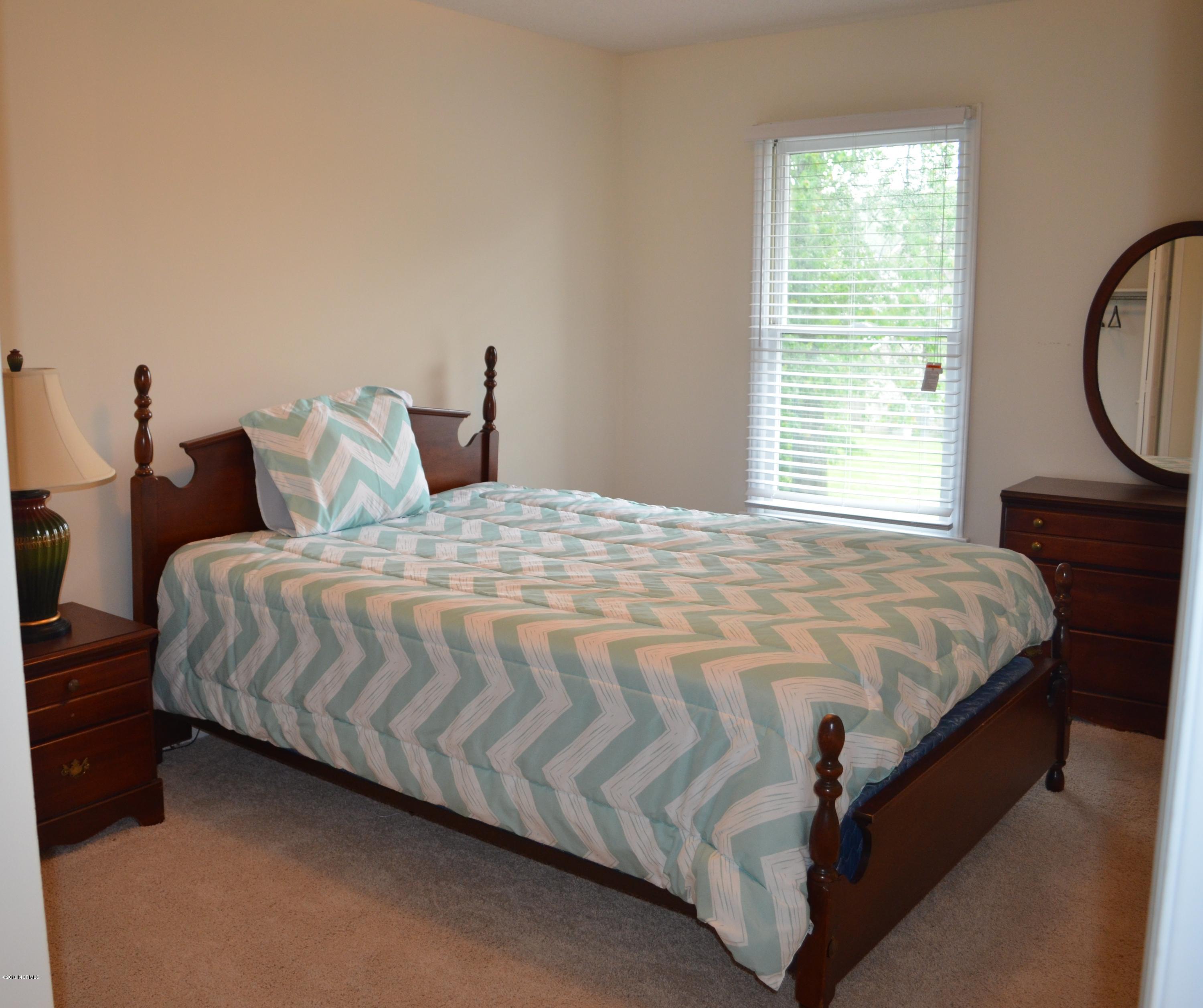 1968 Quail Ridge Road, Unit C Greenville, NC 27858 - Photo 17 of 32 17 Second br