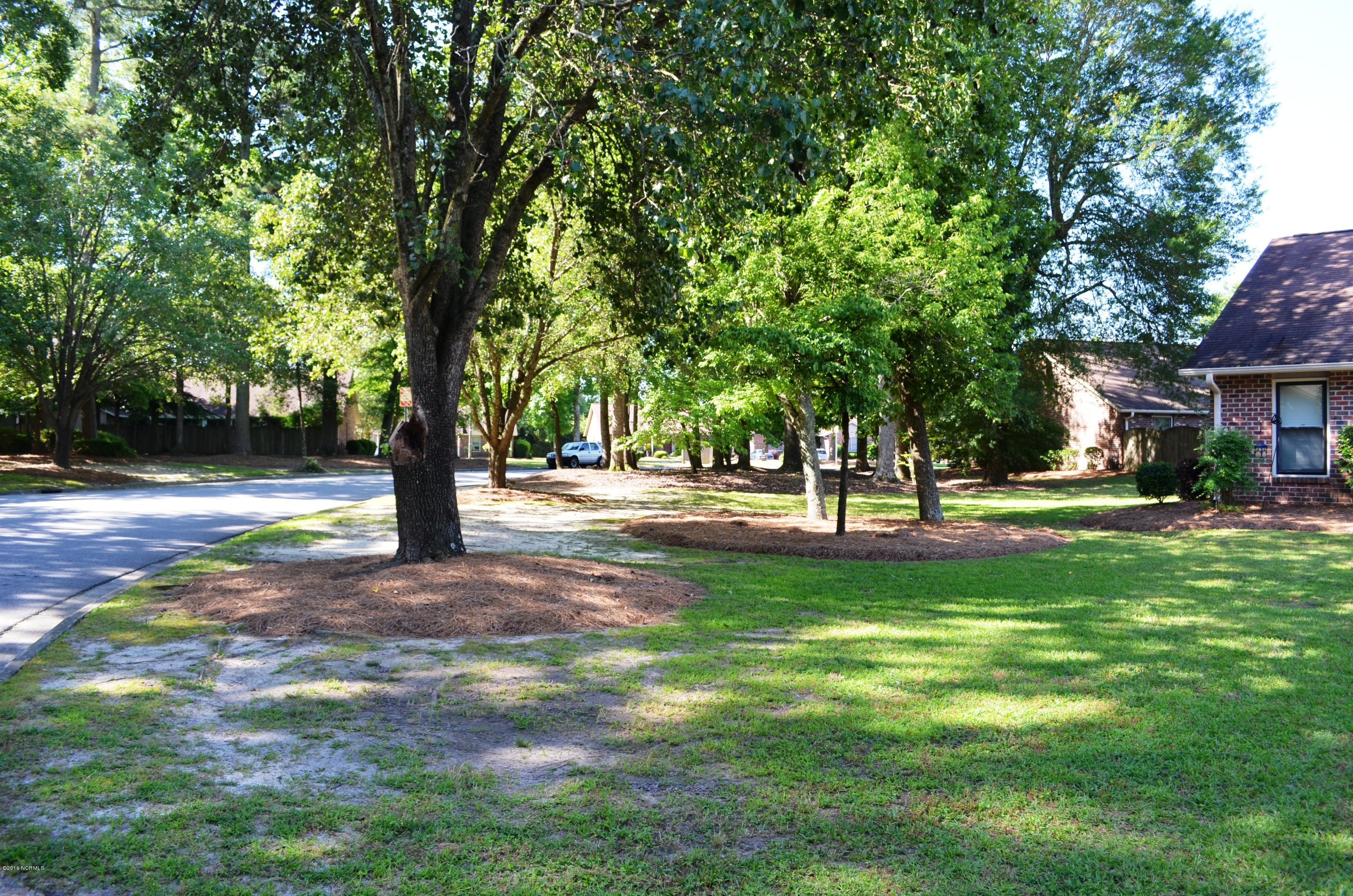 1968 Quail Ridge Road, Unit C Greenville, NC 27858 - Photo 2 of 32 2 Surround