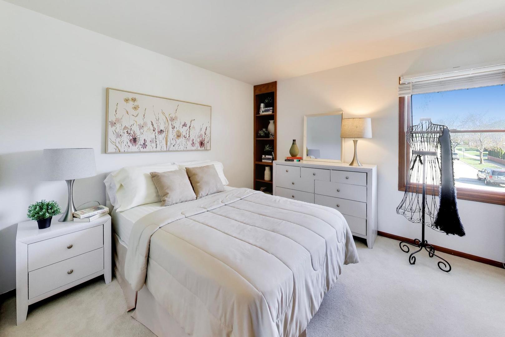 530 Cypress Bridge Road Lake Zurich, IL 60047 - Photo 28 of 44