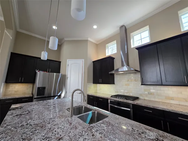 $2,999 | 6121 Stillman Street, Houston, TX 77007