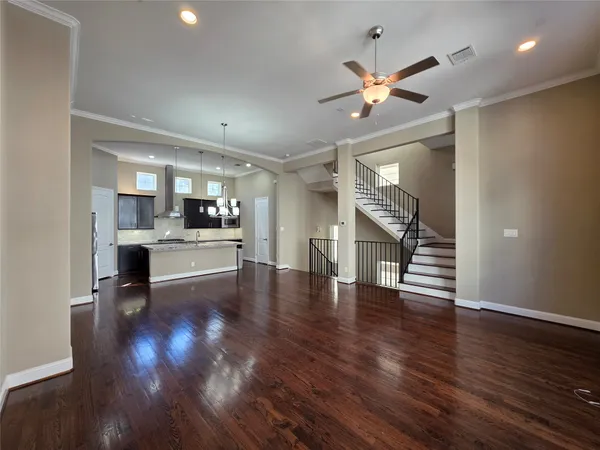 $2,999 | 6121 Stillman Street, Houston, TX 77007