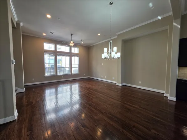 $2,999 | 6121 Stillman Street, Houston, TX 77007