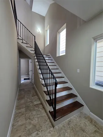 $2,999 | 6121 Stillman Street, Houston, TX 77007