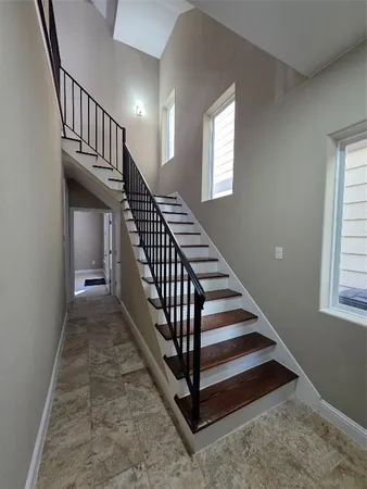 $2,999 | 6121 Stillman Street, Houston, TX 77007