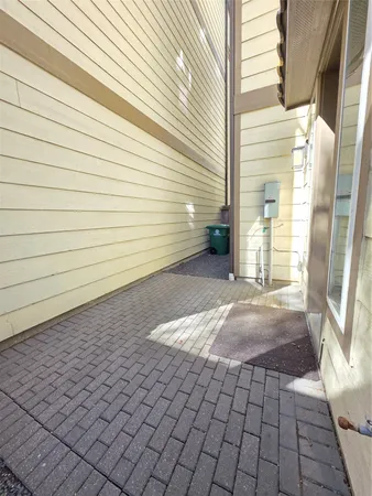 $2,999 | 6121 Stillman Street, Houston, TX 77007