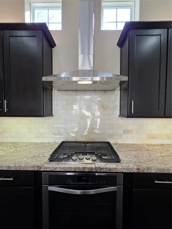 $2,999 | 6121 Stillman Street, Houston, TX 77007