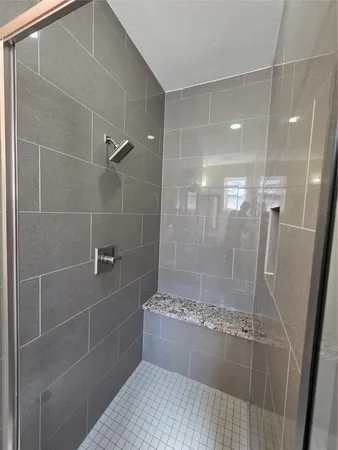 $2,999 | 6121 Stillman Street, Houston, TX 77007