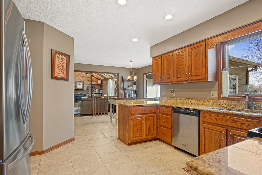 5617 Litchfield Road Fort Wayne, IN 46835 - Photo 13 of 36