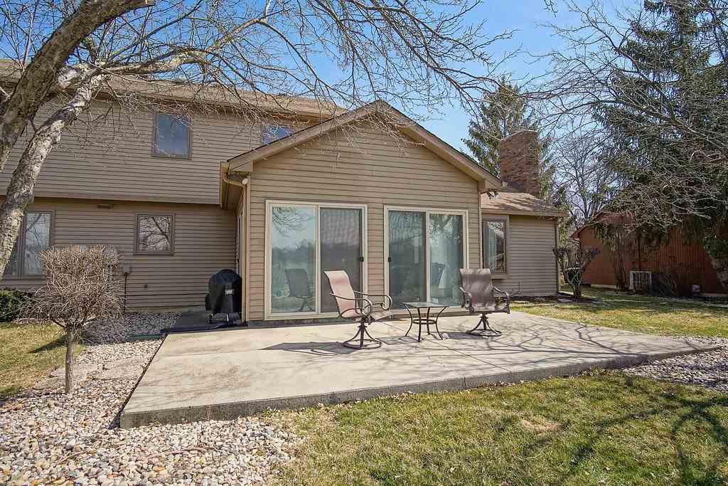 5617 Litchfield Road Fort Wayne, IN 46835 - Photo 3 of 36