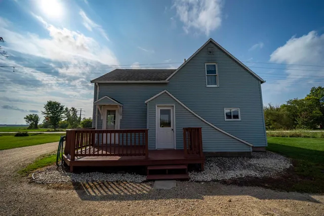 $439,900 | N7736 County Rd D, Bear Creek, WI 54922