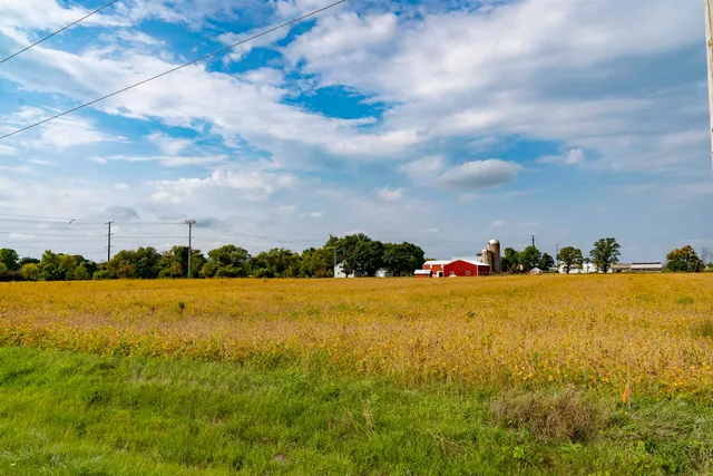 $439,900 | N7736 County Rd D, Bear Creek, WI 54922