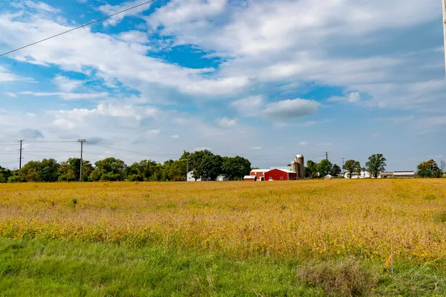 $439,900 | N7736 County Rd D, Bear Creek, WI 54922