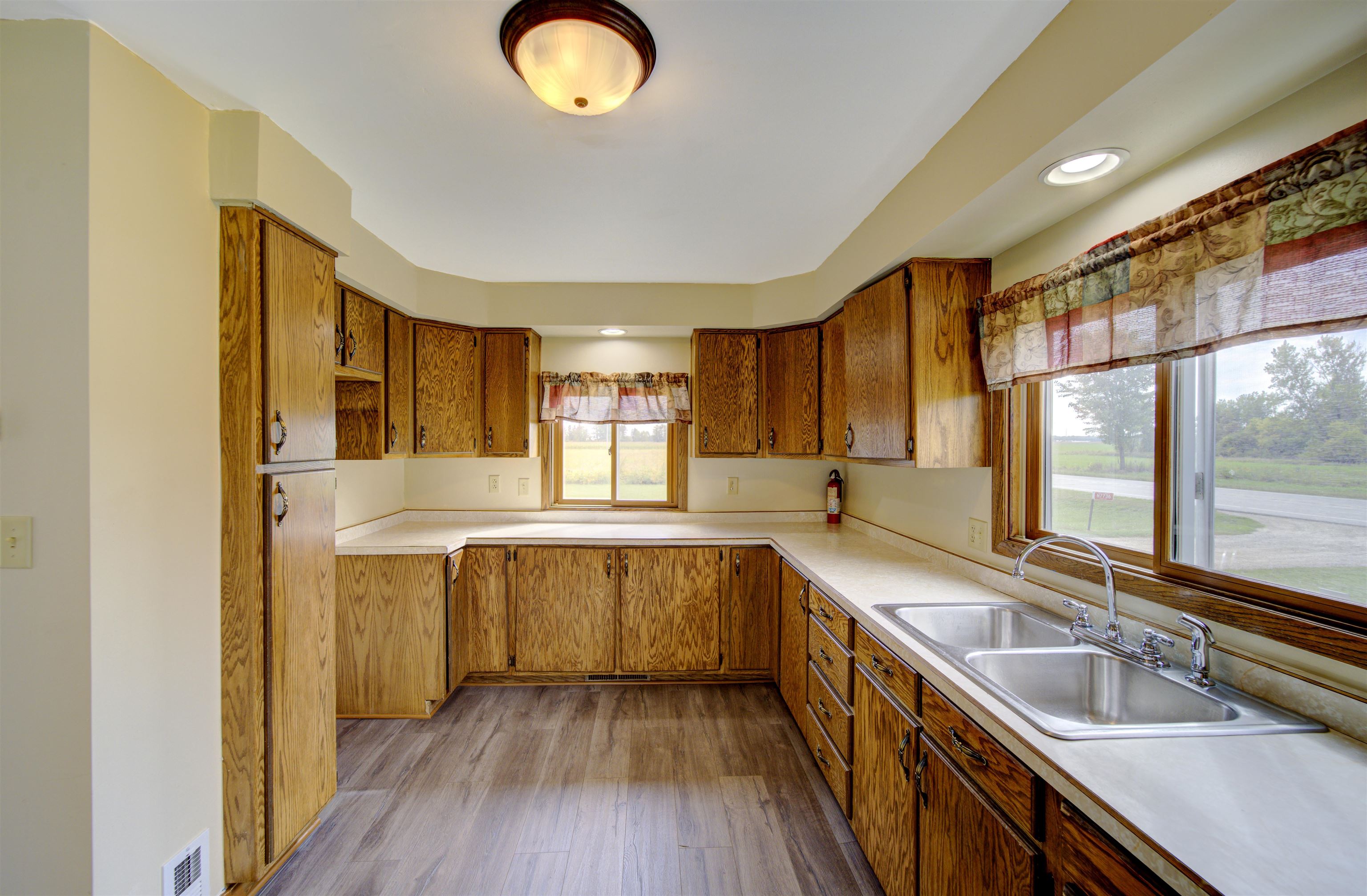 N7736 County Rd D Bear Creek, WI 54922 - Photo 6 of 72