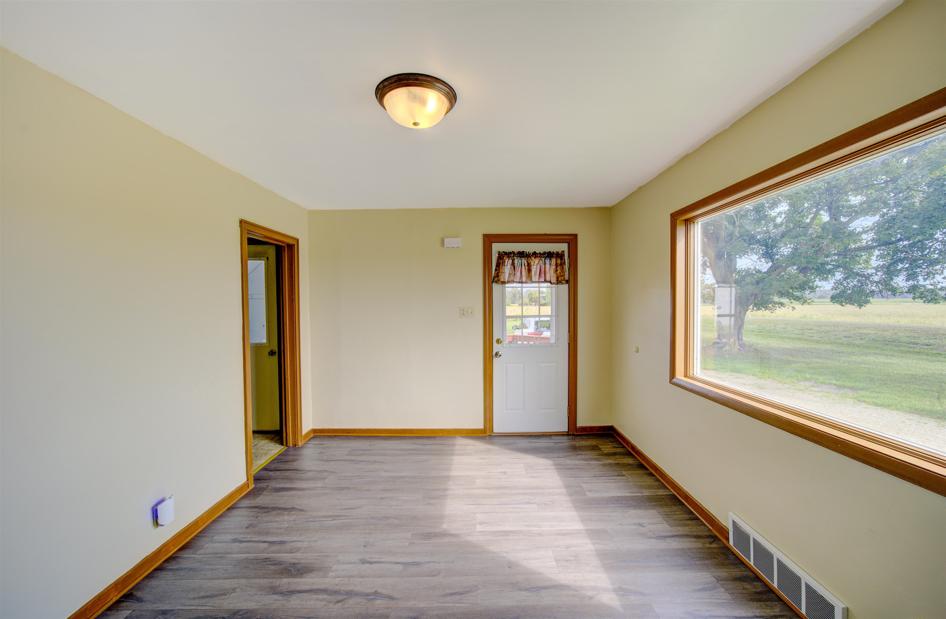 N7736 County Rd D Bear Creek, WI 54922 - Photo 7 of 72