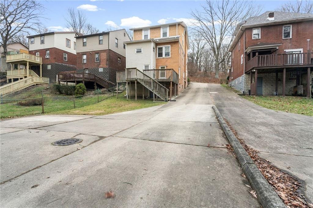 425 Braddock Road Pittsburgh, PA 15221 - Photo 37 of 39 a view of a street with houses
