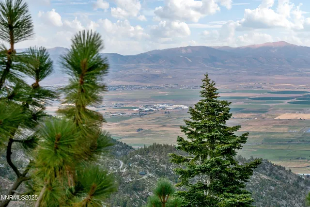 $325,000 | 305 Galaxy Lane, Unit 2, Stateline, NV 89449