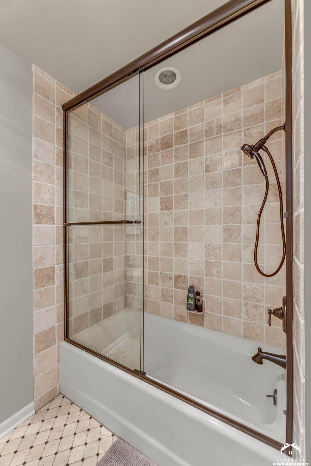 1903 Quail Run Lawrence, KS 66047 - Photo 30 of 65