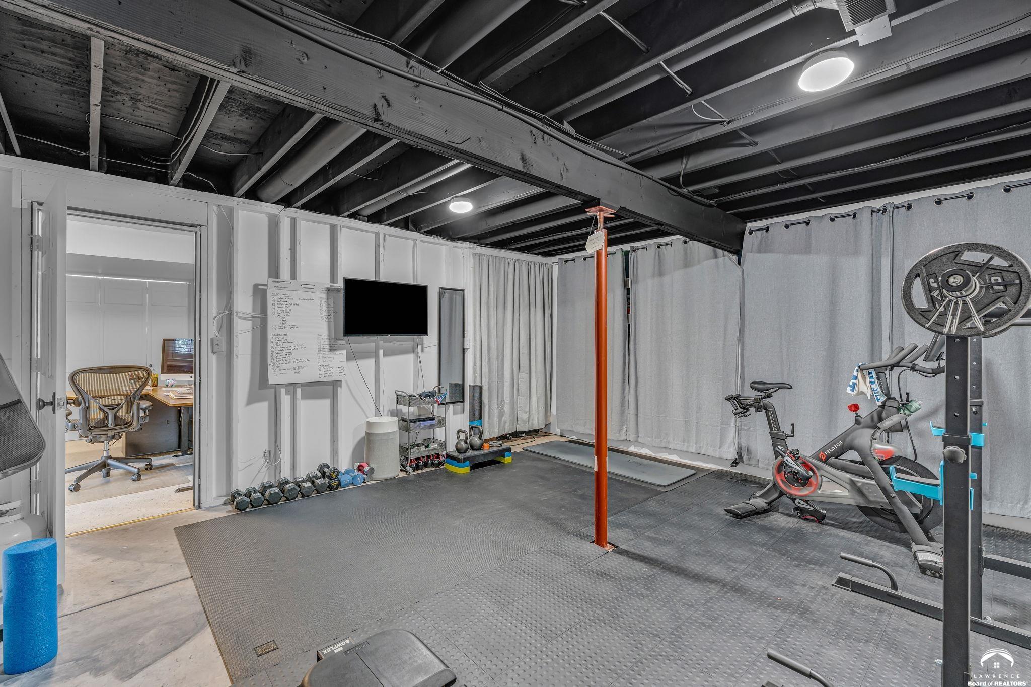 1903 Quail Run Lawrence, KS 66047 - Photo 47 of 65