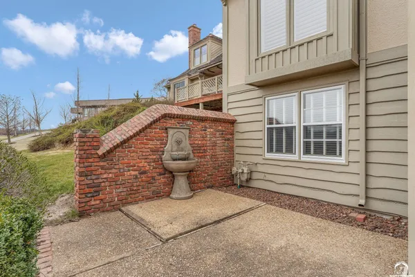 $599,000 | 1903 Quail Run, Lawrence, KS 66047