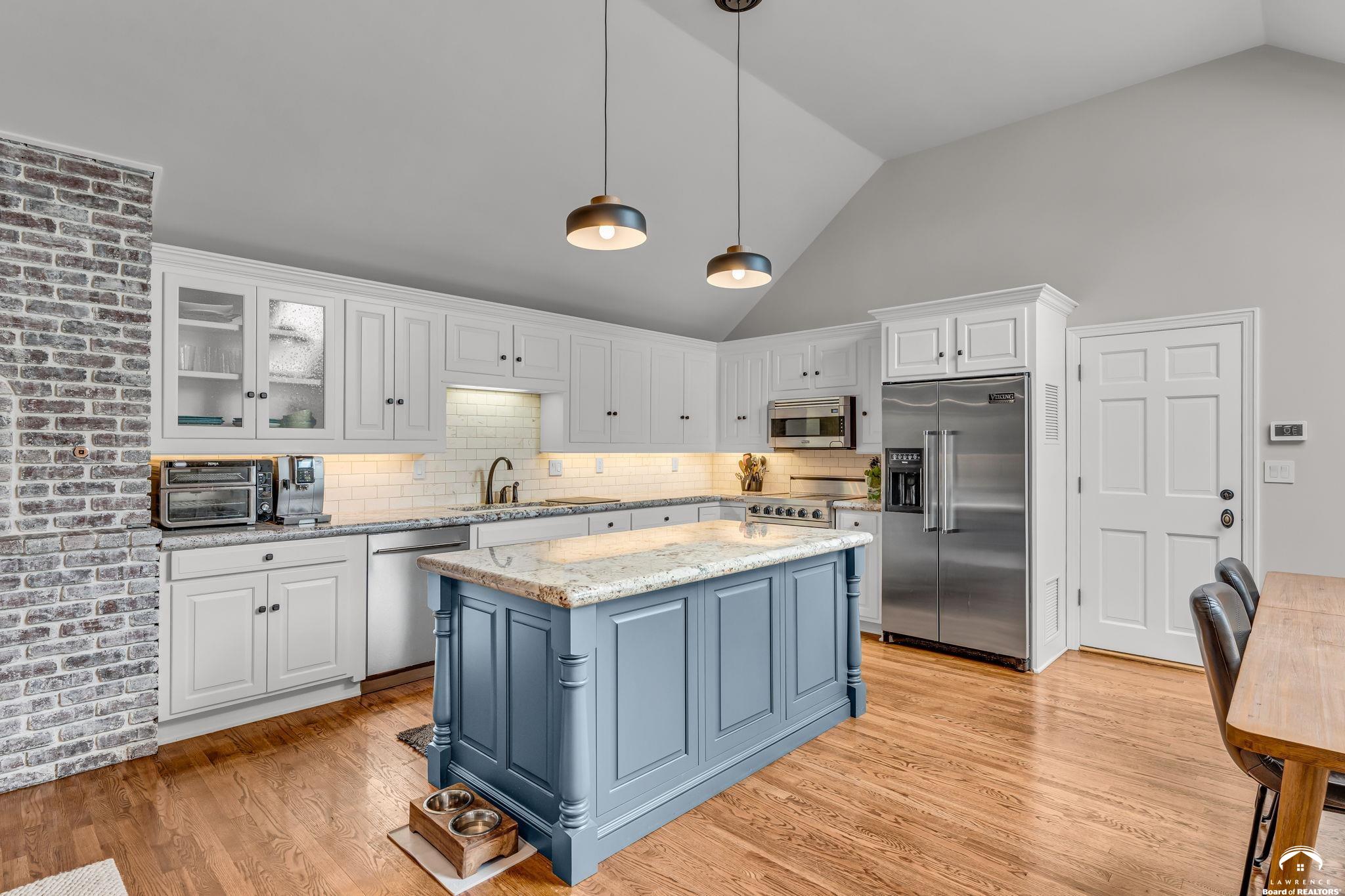 1903 Quail Run Lawrence, KS 66047 - Photo 9 of 65