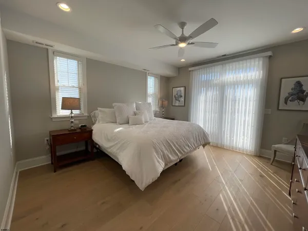 $43,000 | 5 South Knight Avenue, Margate City, NJ 08402