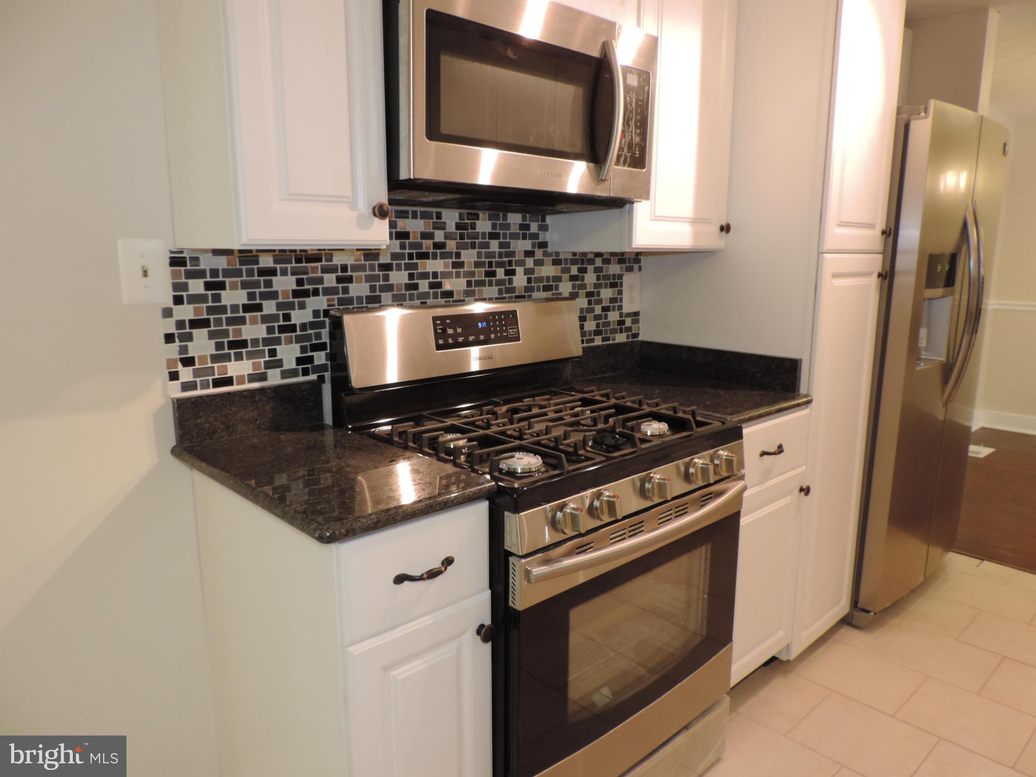 40 Boxthorn Road Abingdon, MD 21009 - Photo 7 of 26 New SS appliances