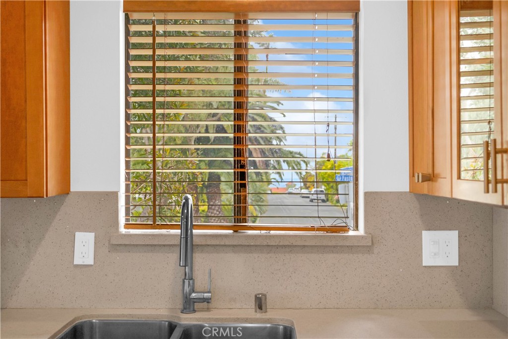 24331 Pasto Road, Unit D Dana Point, CA 92629 - Photo 5 of 30
