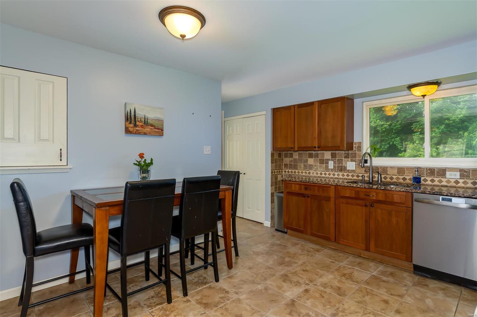 2204 Guebert Road Fenton, MO 63026 - Photo 8 of 26