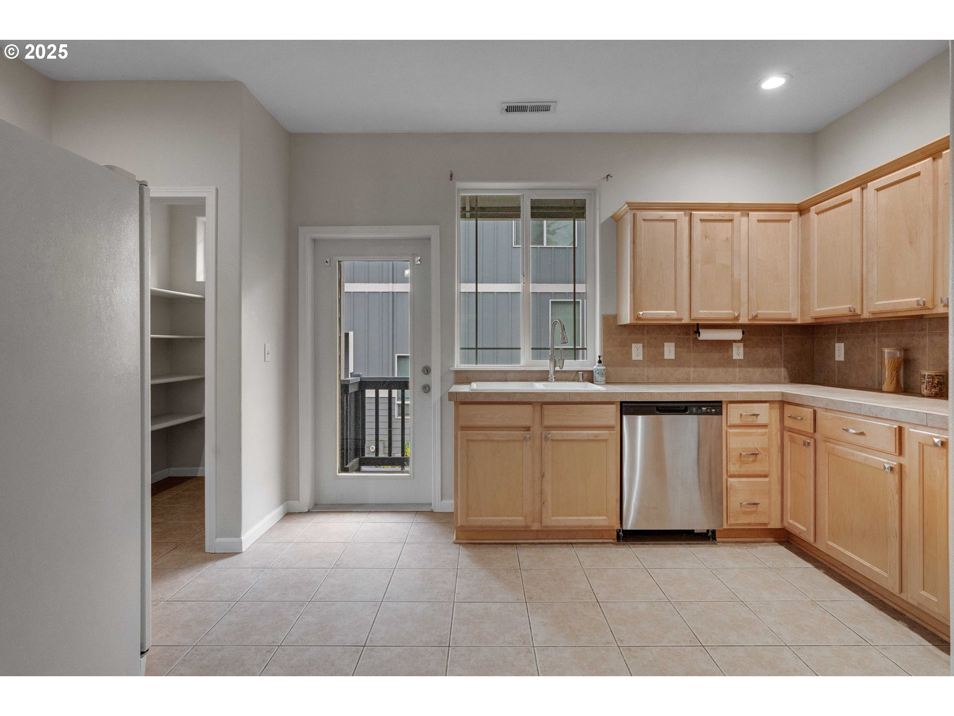 2106 Charlie Court Forest Grove, OR 97116 - Photo 12 of 48