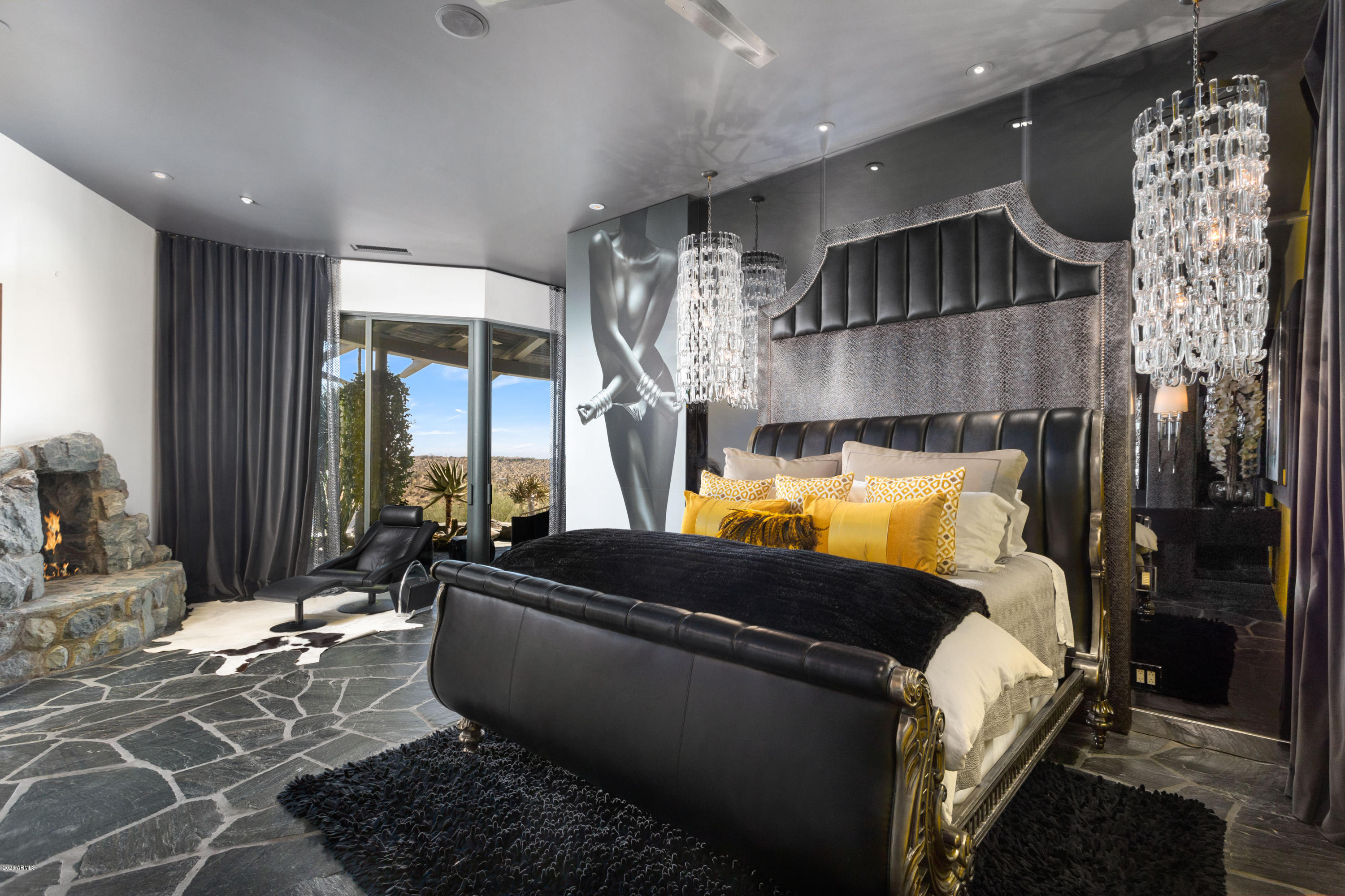 40384 Brangus Road Scottsdale, AZ 85262 - Photo 17 of 41 MASTER SUITE WITH SITTING ROOM