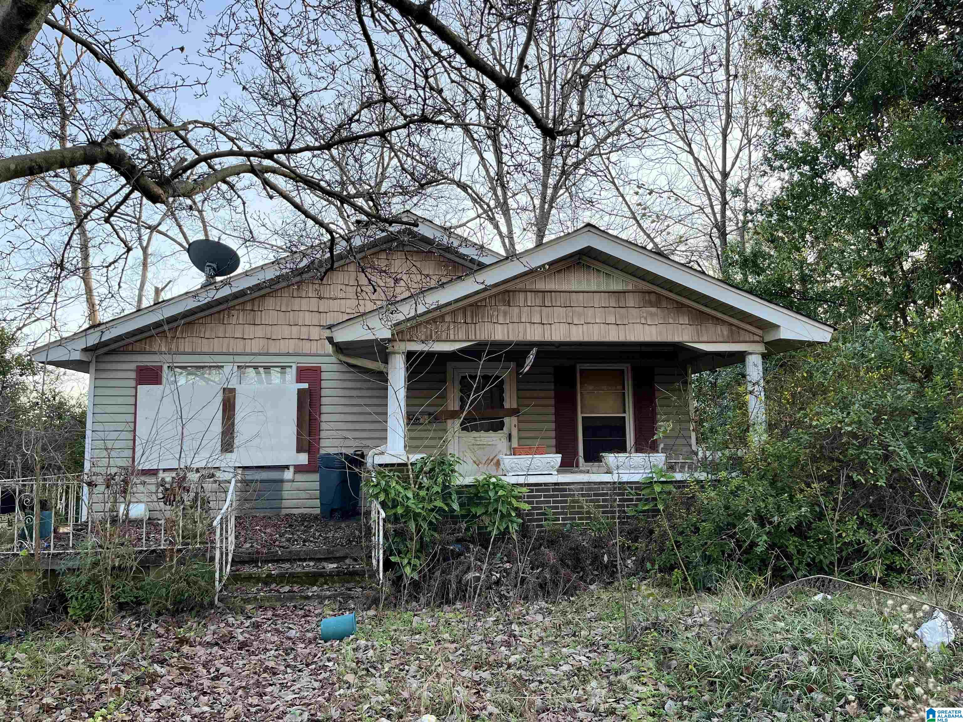 1305 Vinesville Road Birmingham, AL 35208 - Photo 1 of 9